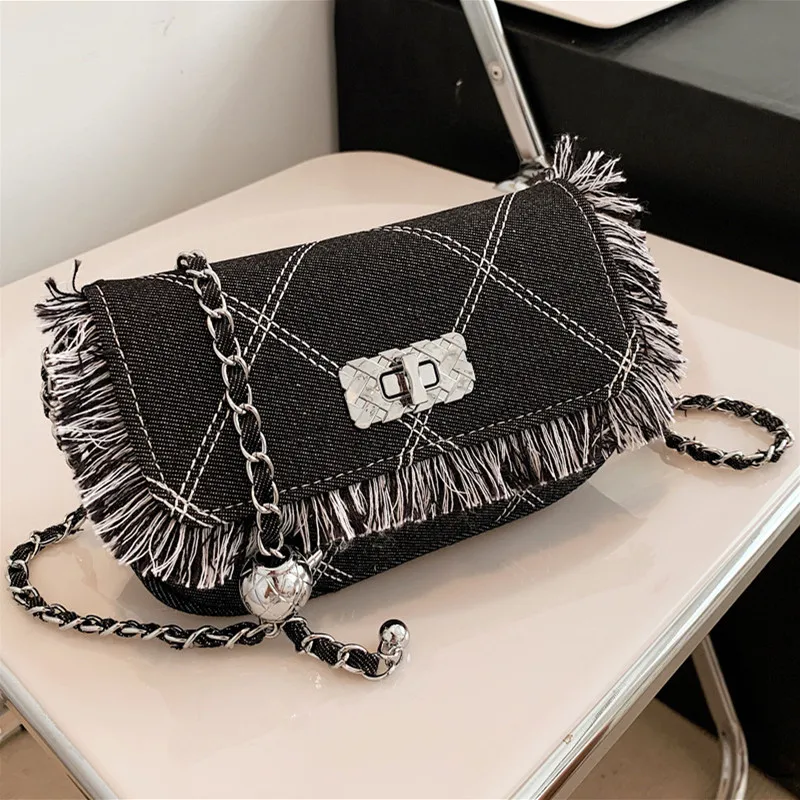 Ladies New Personality Denim Canvas Bag High Quality Brand Design Chain Shoulder Bag Women Casual Messenger Bag
Ladies New Personality Denim Canvas Bag High Quality Brand Design Chain Shoulder Bag Women Casual Messenger Bag
