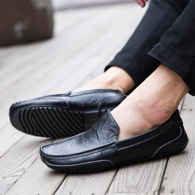 Men loafers slip on 2022 England Style Fashion calfskin Soft Buckle Loafers Man Suede Handmade Shoes Men moccasins
Men loafers slip on 2022 England Style Fashion calfskin Soft Buckle Loafers Man Suede Handmade Shoes Men moccasins