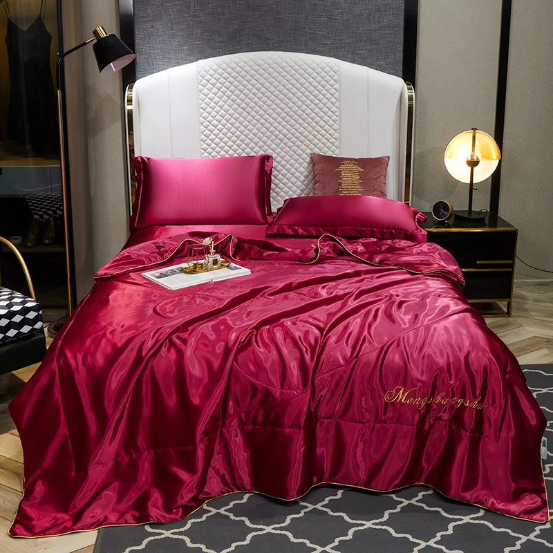 Hot Sales Luxury Icy Silk Home Bedding Set Twin Queen King Size Summer Blanket Pillow Case and Bed Sheet Set
Hot Sales Luxury Icy Silk Home Bedding Set Twin Queen King Size Summer Blanket Pillow Case and Bed Sheet Set