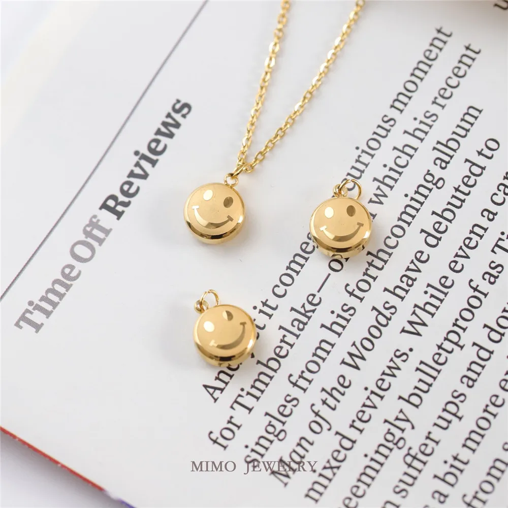 Color preserving Titanium steel 18K gold cute Pea Smiley face Emoji pendant Smile DIY accessory
Color preserving Titanium steel 18K gold cute Pea Smiley face Emoji pendant Smile DIY accessory