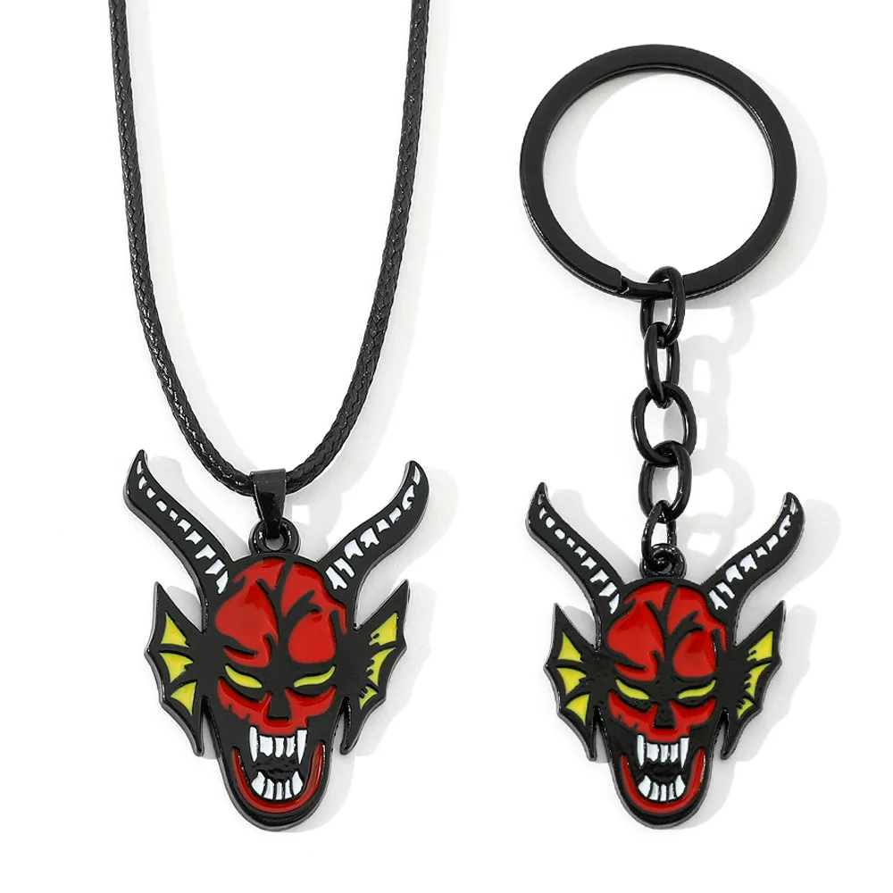 TV Series Hellfire Club Season 4 Cosplay Necklace Eddie Munson Unisex Alloy Keychain Pendant Choker Jewelry Accessories Keyrings
TV Series Hellfire Club Season 4 Cosplay Necklace Eddie Munson Unisex Alloy Keychain Pendant Choker Jewelry Accessories Keyrings