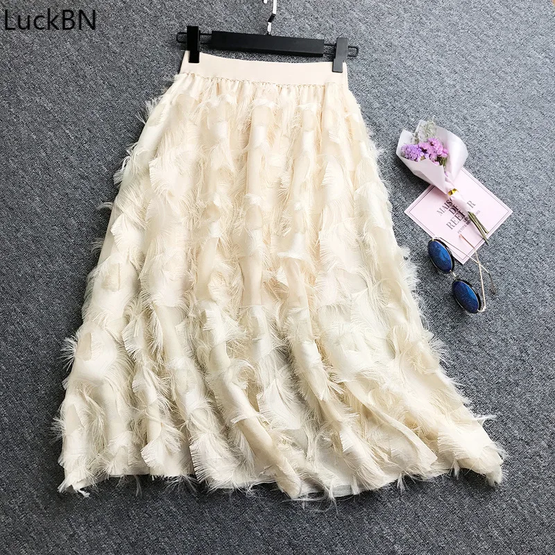 Pure Color Feather Pattern Fringed High Waist Skirt Hepburn Temperament Was Thinner Long Skirt Female 2021 New Chiffon Skirt
Pure Color Feather Pattern Fringed High Waist Skirt Hepburn Temperament Was Thinner Long Skirt Female 2021 New Chiffon Skirt
