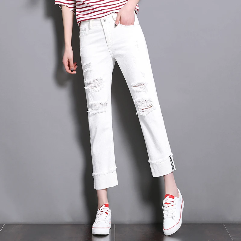 2022 New Arrival Summer Women Loose Casual Hole Design Ankle-length Pants Button Fly Waist Cotton Denim Straight Jeans V675
2022 New Arrival Summer Women Loose Casual Hole Design Ankle-length Pants Button Fly Waist Cotton Denim Straight Jeans V675