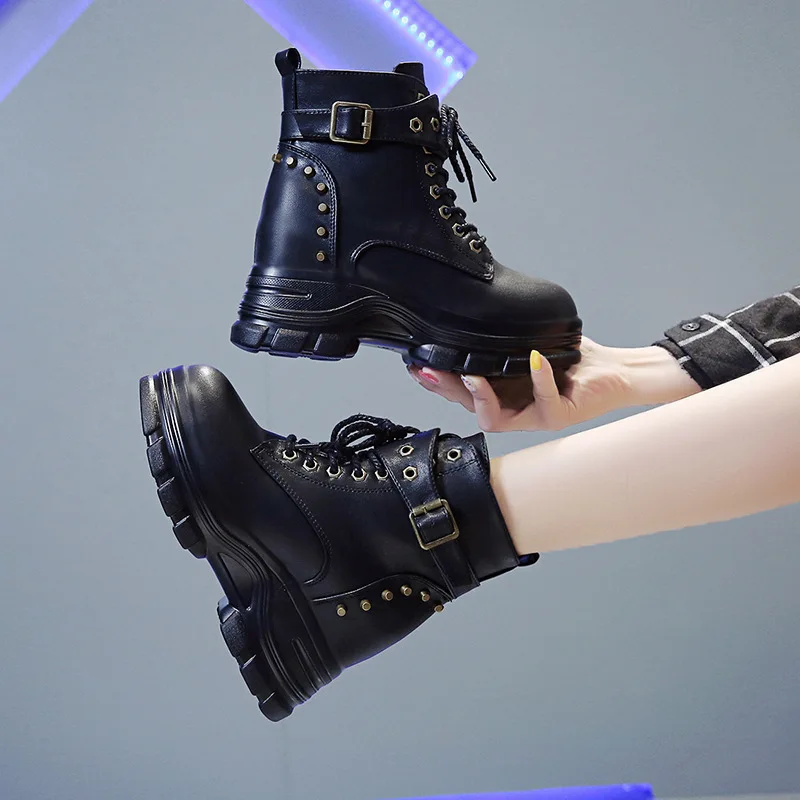 2022 Women Motorcycle Ankle Boots Wedges Female Lace Up Platforms Autumn Winter Leather Oxford Shoes Woman high heels
2022 Women Motorcycle Ankle Boots Wedges Female Lace Up Platforms Autumn Winter Leather Oxford Shoes Woman high heels