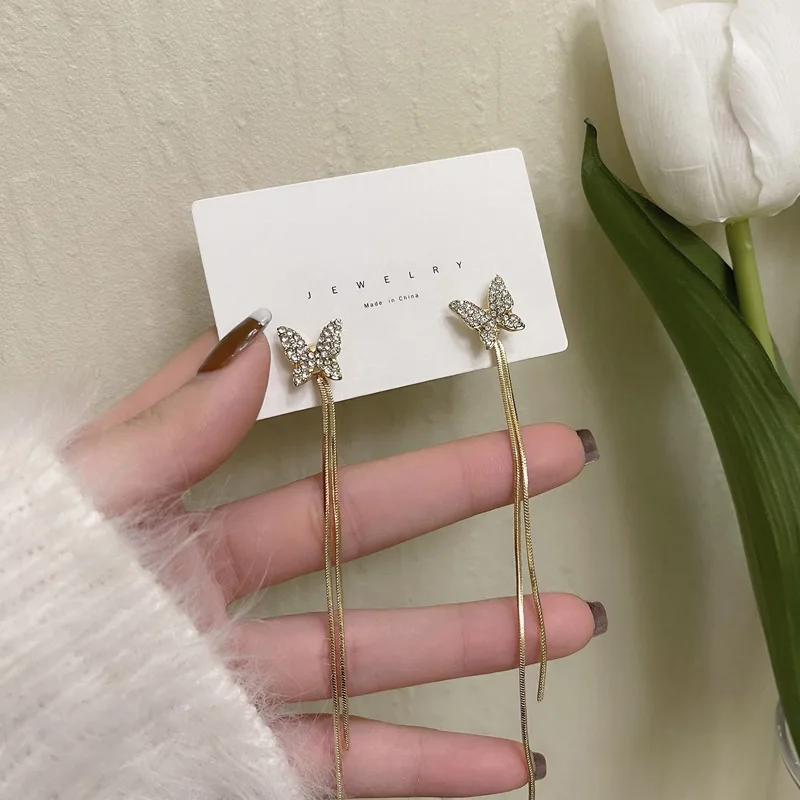 Fairy Tassel Long Statement Earrings Butterfly Cubic Zirconia Designer Earrings Jwellery Women
Fairy Tassel Long Statement Earrings Butterfly Cubic Zirconia Designer Earrings Jwellery Women