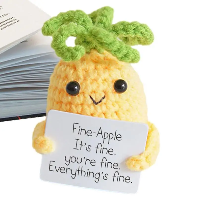 Забавные вязаные куклы, поднимающие настроение, вязаные фигурки, портативные новые подарки для приборной панели, обеденный стол, учебный стол
Забавные вязаные куклы, поднимающие настроение, вязаные фигурки, портативные новые подарки для приборной панели, обеденный стол, учебный стол