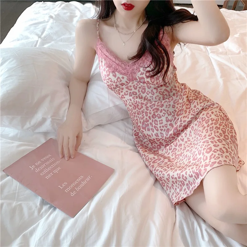 Lace Sleepwear for Women Girl Leopard Print Nightgowns Pajamas Dress Silk Night Dress Woman‘s Dress Sling Sexy Ladies Nightwear
Lace Sleepwear for Women Girl Leopard Print Nightgowns Pajamas Dress Silk Night Dress Woman‘s Dress Sling Sexy Ladies Nightwear