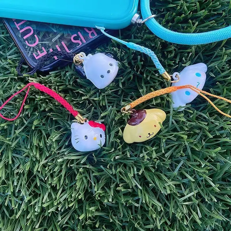 Kawaii Sanrio Hello Kitty Cinnamoroll Pompom Purin Pachacco Cartoon Water Sound Bell Bag Bag Keychain Pendant Accessories Gift
Kawaii Sanrio Hello Kitty Cinnamoroll Pompom Purin Pachacco Cartoon Water Sound Bell Bag Bag Keychain Pendant Accessories Gift