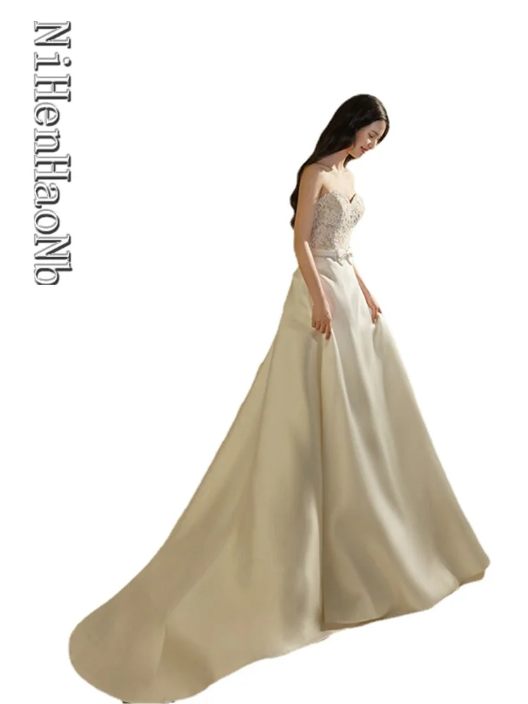 Off The Shoulder Sleeveless Vestido De Noiva Wedding Dress Robe De Soiree Satin Sweep Train
Off The Shoulder Sleeveless Vestido De Noiva Wedding Dress Robe De Soiree Satin Sweep Train