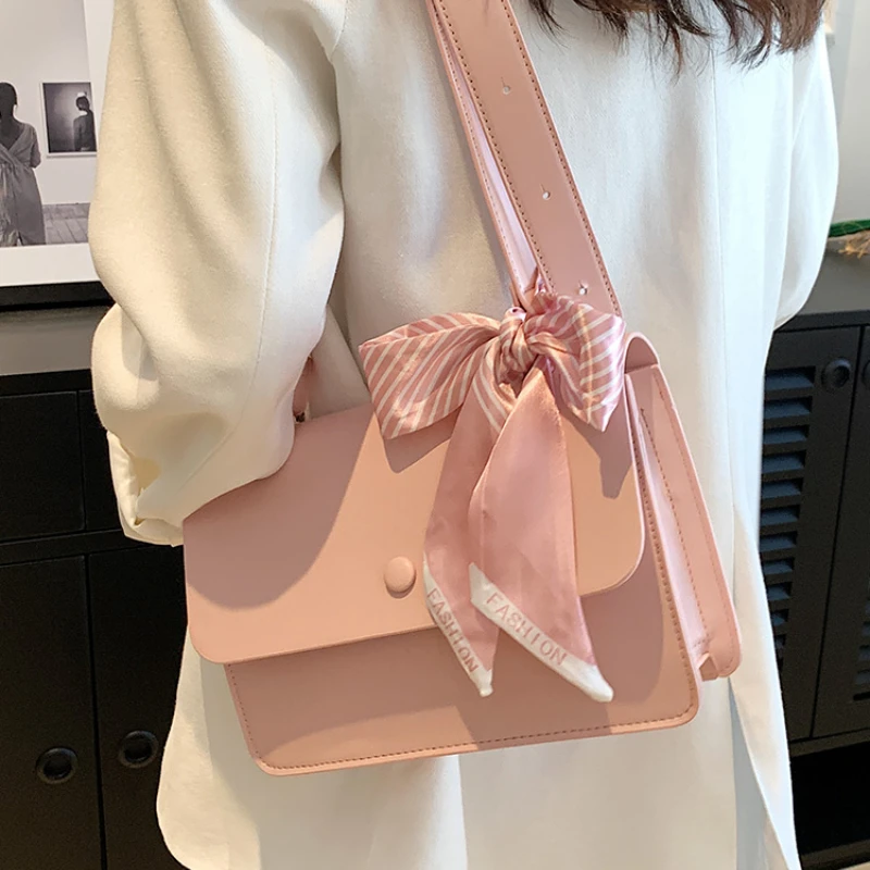 Ins Popular Women Solid Color Handbags 2023 New Fashion Non-woven Fabric Crossbody Bags Solid Color Elegant Bags Shoulder Bags
Ins Popular Women Solid Color Handbags 2023 New Fashion Non-woven Fabric Crossbody Bags Solid Color Elegant Bags Shoulder Bags