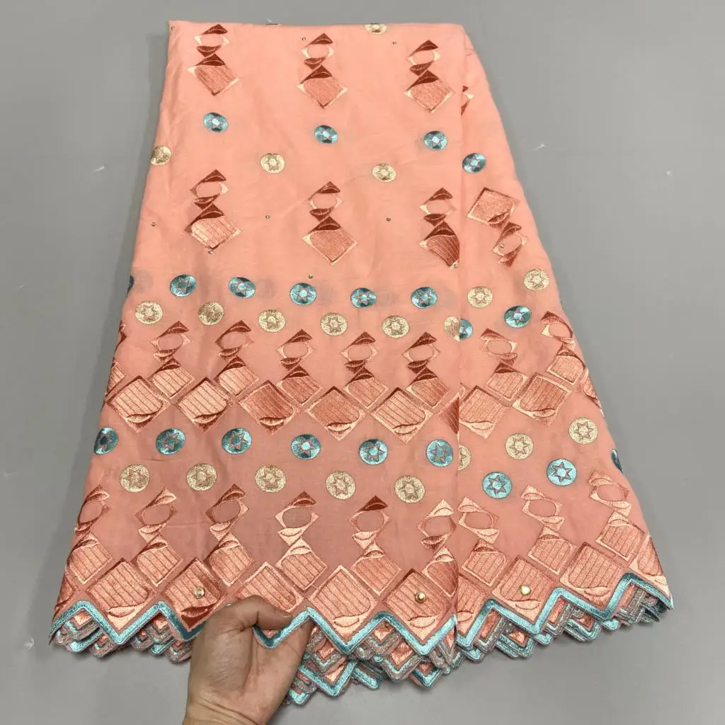 2021 New Design Swiss Voile Lace Embriodery Brode 100% Cotton Popular in France for African Women Cloth pc0104
2021 New Design Swiss Voile Lace Embriodery Brode 100% Cotton Popular in France for African Women Cloth pc0104