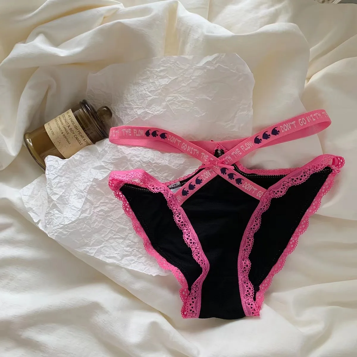 Girl Party Sexy Pure Lust Style Hot Girl Panties Lace Tide Trim Summer Thin Breathable Cotton Crotch Fashion Comfort Briefs
Girl Party Sexy Pure Lust Style Hot Girl Panties Lace Tide Trim Summer Thin Breathable Cotton Crotch Fashion Comfort Briefs
