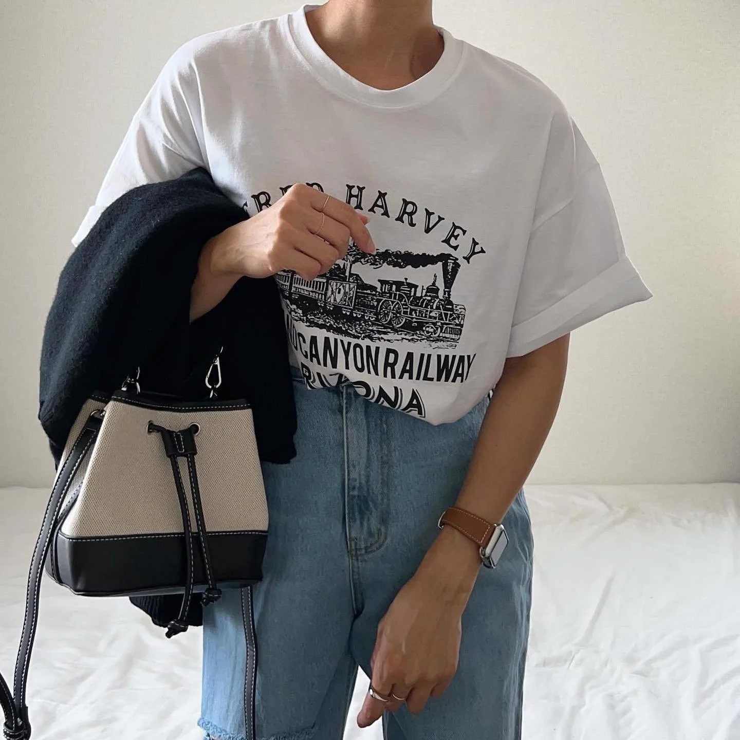 Women's T-shirt Loose Casual Short Sleeve Versatile Printed T-Shirt Ins Elegant Pullover Leisure Japan Korean Summer Ladies Tops
Women's T-shirt Loose Casual Short Sleeve Versatile Printed T-Shirt Ins Elegant Pullover Leisure Japan Korean Summer Ladies Tops
