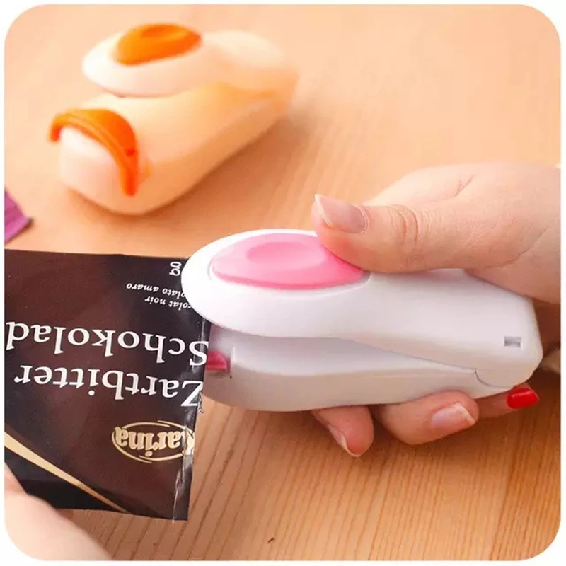 Heating Snack Sealing Machine Sealed Packaging Food Bags Heat Sealer Handheld Holder Food Saver Storage Kitchen Accessories
Heating Snack Sealing Machine Sealed Packaging Food Bags Heat Sealer Handheld Holder Food Saver Storage Kitchen Accessories