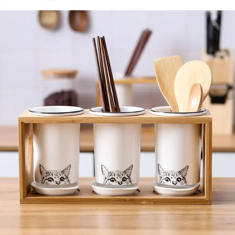 Cat Ceramic Chopsticks Holder Set Drain Rack Chopstick Cage Cutlery Box Kitchen Storage Organizer Chopsticks Box Storage Rack 
Cat Ceramic Chopsticks Holder Set Drain Rack Chopstick Cage Cutlery Box Kitchen Storage Organizer Chopsticks Box Storage Rack