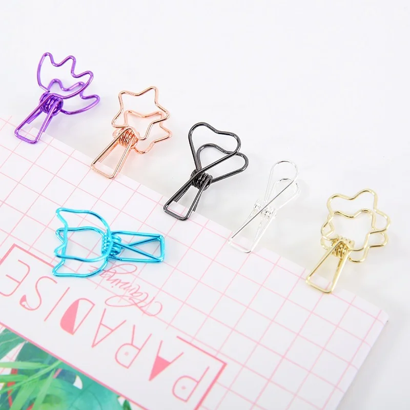 6PCs/Set Hollowed Out Design Metal Binder Clip Long Tail Clips Office Hand Book Folder Paper Clip Home Office Storage
6PCs/Set Hollowed Out Design Metal Binder Clip Long Tail Clips Office Hand Book Folder Paper Clip Home Office Storage