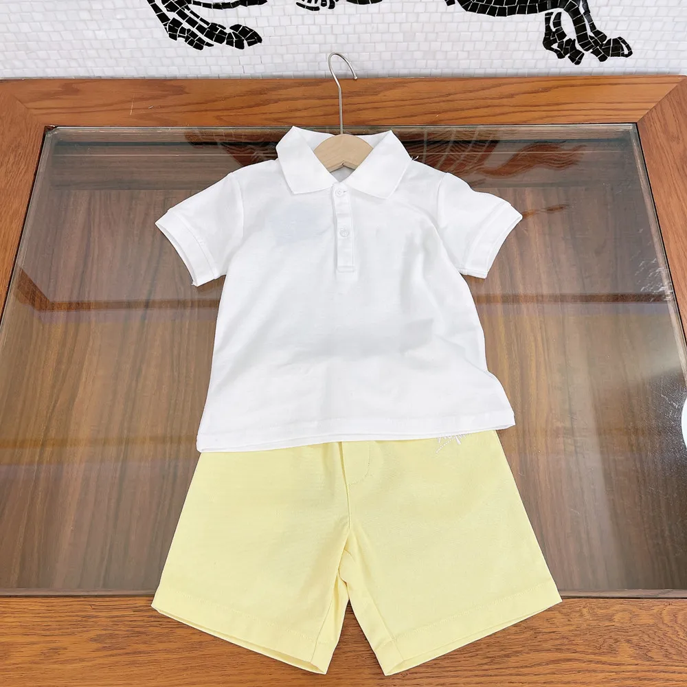 Handsome Boy Clothing Sets 2022 Summer Two Piece Letter Embroidery Polo Shirt with Pants Suits For Boys Wear
Handsome Boy Clothing Sets 2022 Summer Two Piece Letter Embroidery Polo Shirt with Pants Suits For Boys Wear