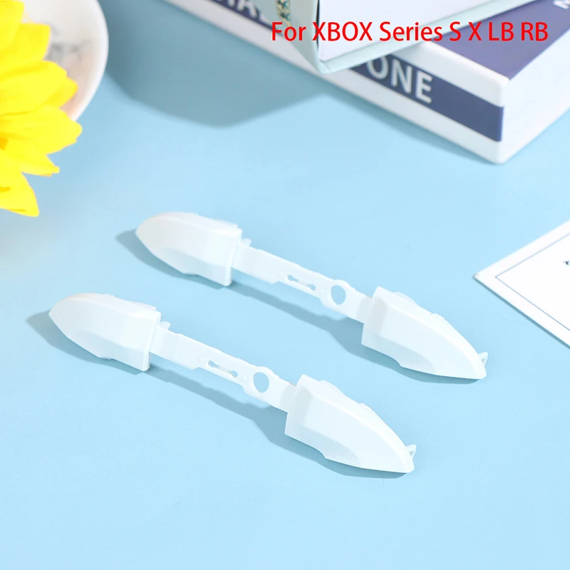 Чехол для контроллера XBox Series X S, задний бампер с кнопкой триггера, средний держатель, запасная часть для ремонта X/S, 1 шт.
Чехол для контроллера XBox Series X S, задний бампер с кнопкой триггера, средний держатель, запасная часть для ремонта X/S, 1 шт.