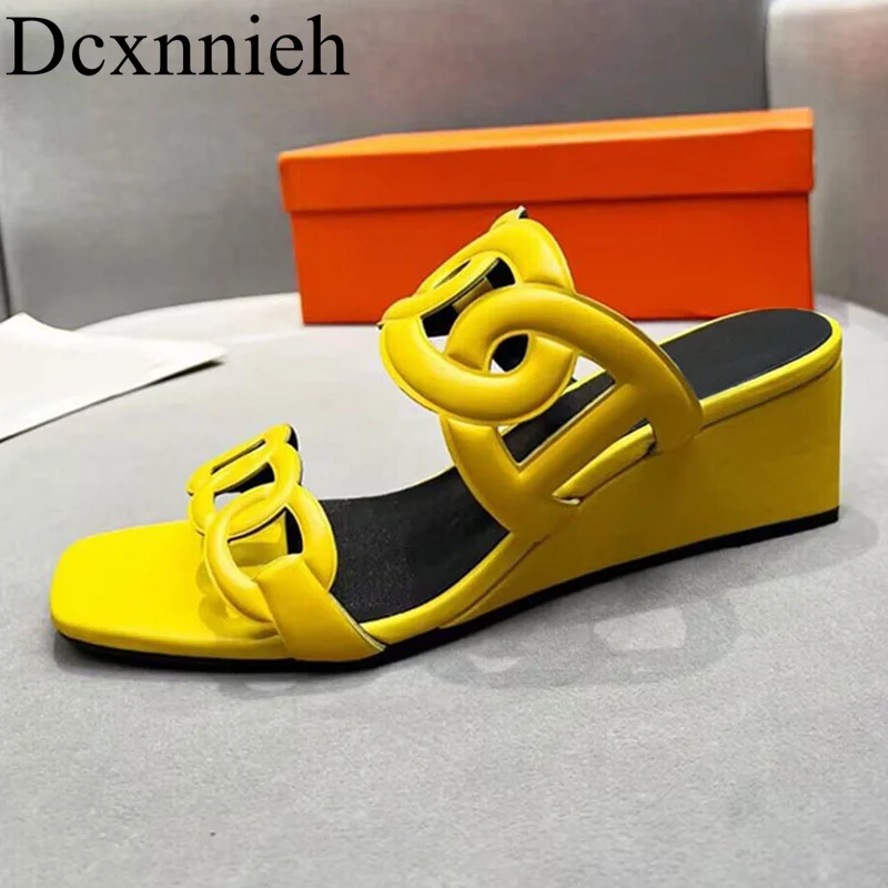 2023 Summer Wedges High Heel Square Toe Slippers Ladies Leather Hollow Outs Mixed Color Sandals Runway Sexy Party Dress Shoes
2023 Summer Wedges High Heel Square Toe Slippers Ladies Leather Hollow Outs Mixed Color Sandals Runway Sexy Party Dress Shoes