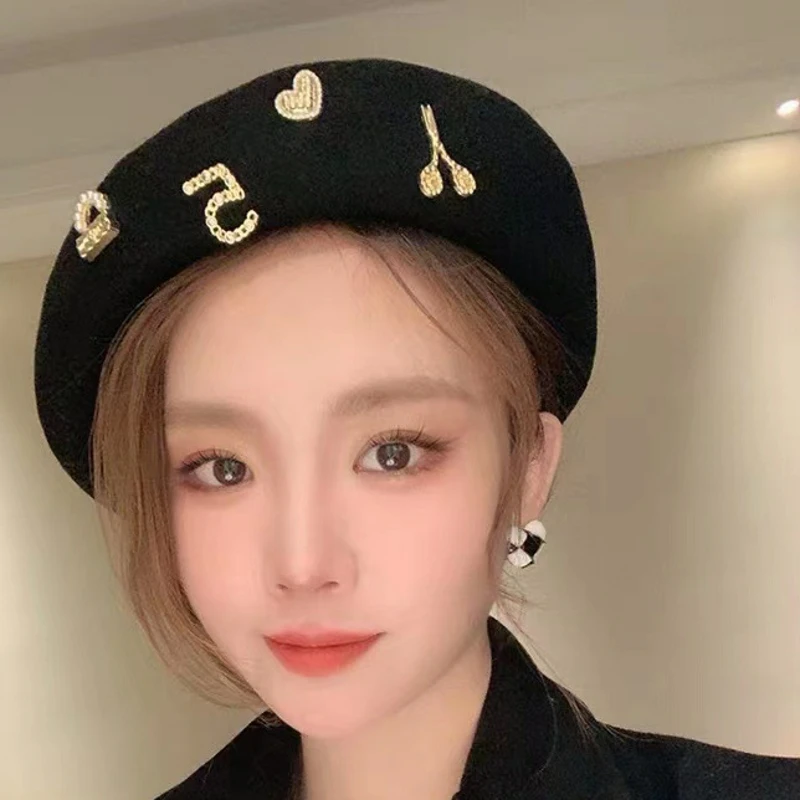 Vintage Women Girl Metal Little Pearl Wool Beret Artist Warm Winter Beanie Hat Fashion Plain Solid Color Elegant Lady Caps
Vintage Women Girl Metal Little Pearl Wool Beret Artist Warm Winter Beanie Hat Fashion Plain Solid Color Elegant Lady Caps