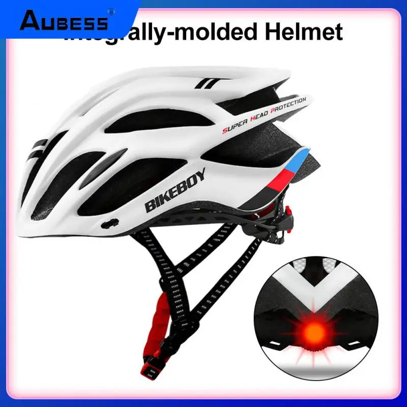 Cycling Helmets Adjustable Lynon Chin Strap High-quality Bicycle Helmet Lightweight Withlight Bike Cap Cycling Cycling Equipment
Cycling Helmets Adjustable Lynon Chin Strap High-quality Bicycle Helmet Lightweight Withlight Bike Cap Cycling Cycling Equipment