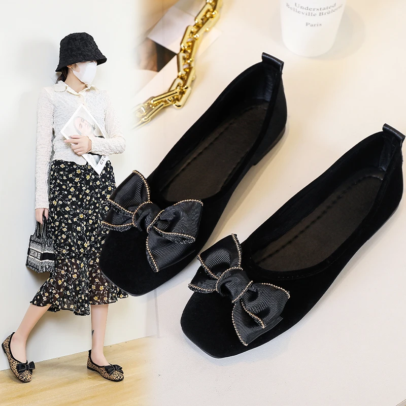 Summer Flat Bottom Shallow Mouth Flats Women's Soft Sole Versatile Check Single Shoes Apricot Square Head Lady Shoe
Summer Flat Bottom Shallow Mouth Flats Women's Soft Sole Versatile Check Single Shoes Apricot Square Head Lady Shoe
