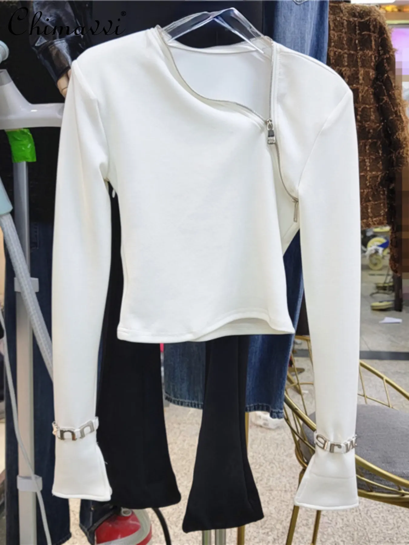 Женская футболка на молнии, элегантная простая облегающая Универсальная футболка с длинным рукавом и диагональным воротником в Корейском ...
Женская футболка на молнии, элегантная простая облегающая Универсальная футболка с длинным рукавом и диагональным воротником в Корейском ...