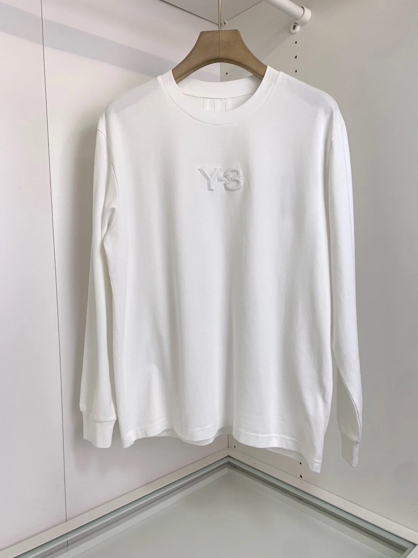 New Yohji Yamamoto Y-3 Chest Embroidered Letter Round Neck Hoodie Men'S And Women'S Fall Simple All-In-One Y3 Signature Pullover
New Yohji Yamamoto Y-3 Chest Embroidered Letter Round Neck Hoodie Men'S And Women'S Fall Simple All-In-One Y3 Signature Pullover
