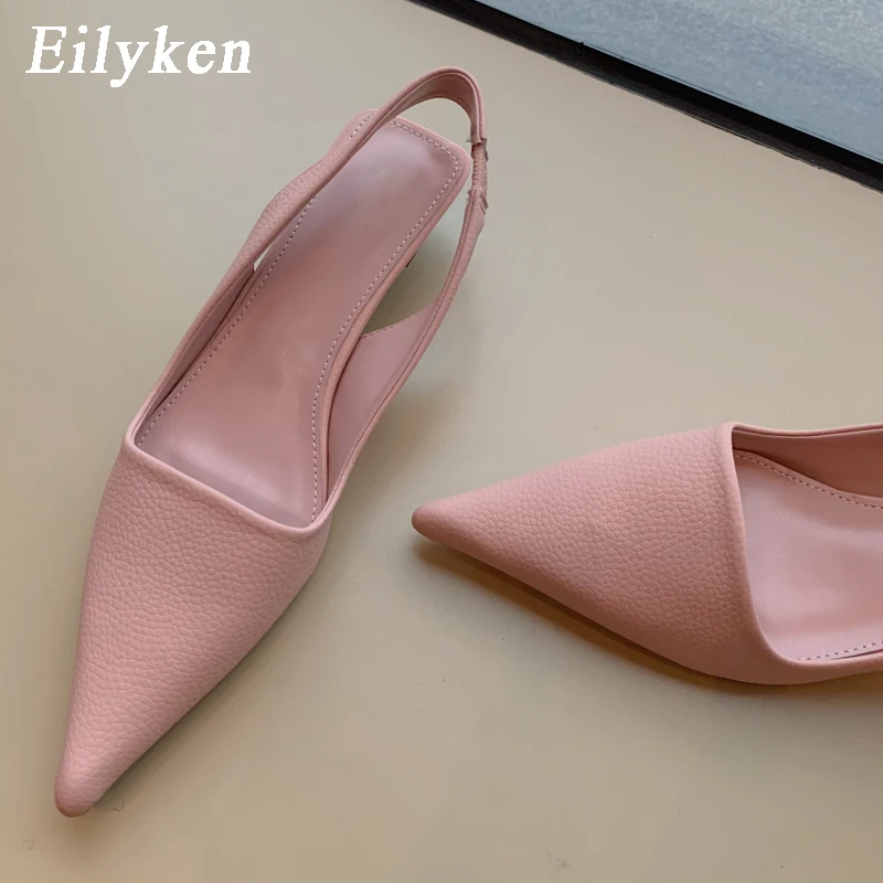 Eilyken/Новинка 2022 года; Летние слинбэки; Женские шлепанцы; Элегантные туфли на низком каблуке с острым носком; Модные женские повседневные туф...
Eilyken/Новинка 2022 года; Летние слинбэки; Женские шлепанцы; Элегантные туфли на низком каблуке с острым носком; Модные женские повседневные туф...
