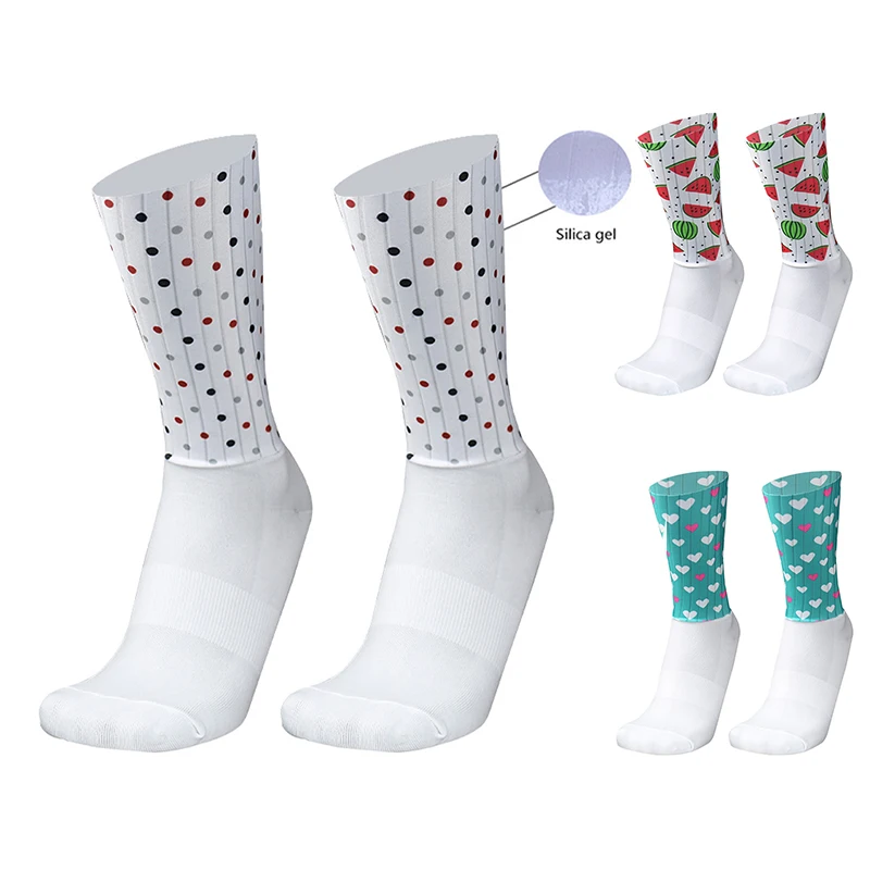 New cycling socks summer cool breathable non-slip silicone professional race aero sports bike running socks Calcetines Ciclismo
New cycling socks summer cool breathable non-slip silicone professional race aero sports bike running socks Calcetines Ciclismo
