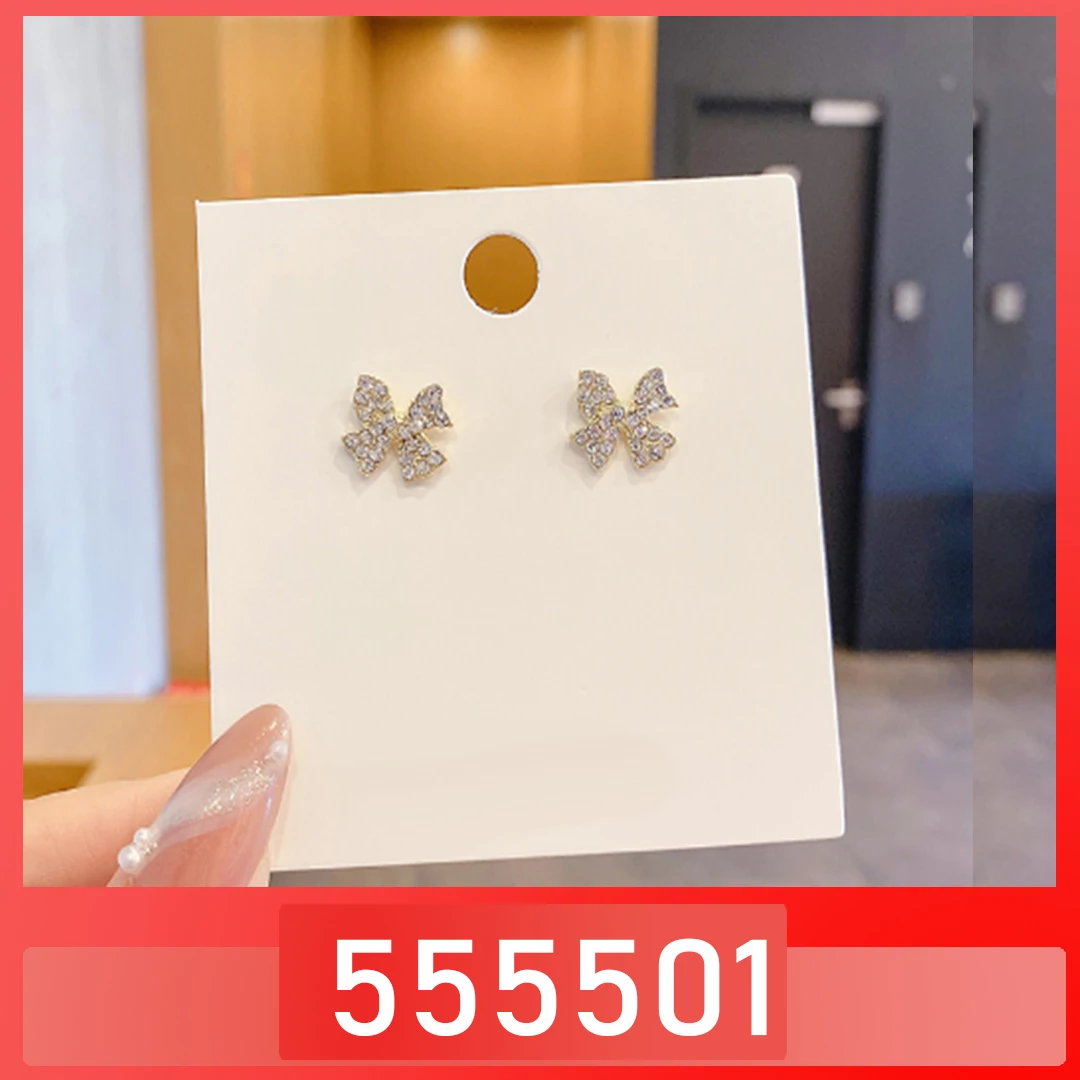 555501-Fashionable and minimalist zircon women's earrings, an anniversary gift for couples
555501-Fashionable and minimalist zircon women's earrings, an anniversary gift for couples