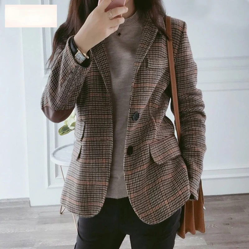 Новинка, приталенный женский клетчатый блейзер в британском стиле, женский классический костюм в стиле пэчворк с нашивками, официальная Же...
Новинка, приталенный женский клетчатый блейзер в британском стиле, женский классический костюм в стиле пэчворк с нашивками, официальная Же...