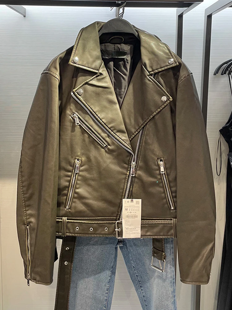 FTLZZ Новое весенне-осеннее винтажное мотоциклетное пальто из искусственной кожи с поясом Женская Уличная Повседневная куртка с отложным воротником на молнии из искусственной кожи
FTLZZ Новое весенне-осеннее винтажное мотоциклетное пальто из искусственной кожи с поясом Женская Уличная Повседневная куртка с отложным воротником на молнии из искусственной кожи