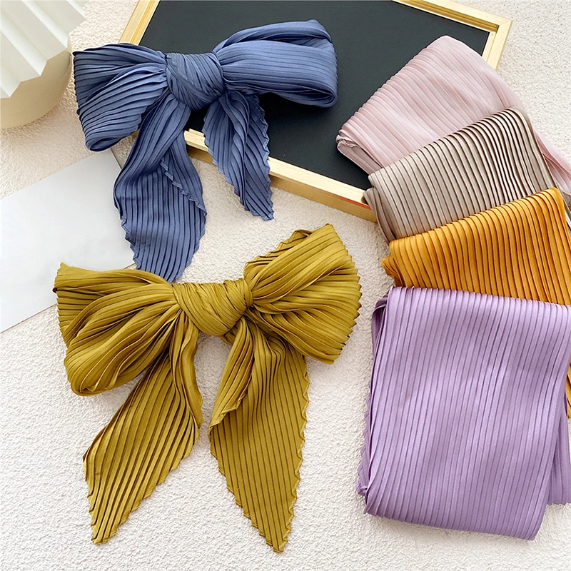 Folded Solid Color Small Square Female Plain Color Four Seasons Thin Silk Scarf Professional Spring And Autumn Scarf Decorative
Folded Solid Color Small Square Female Plain Color Four Seasons Thin Silk Scarf Professional Spring And Autumn Scarf Decorative