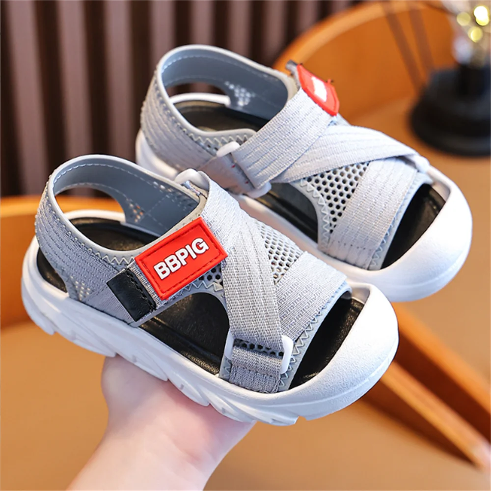 2023 New Boys' Sandals for Sports, Leisure, Collision Avoidance, Non slip Soft Sole, Girls' Student Children's Beach Sandals
2023 New Boys' Sandals for Sports, Leisure, Collision Avoidance, Non slip Soft Sole, Girls' Student Children's Beach Sandals