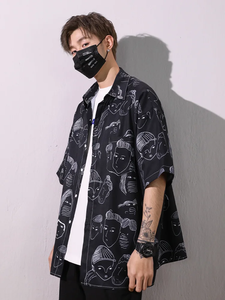 HOUZHOU Vintage Hip Hop Men's Short Sleeve Shirts Men Cardigan Hawaiian Button Up Shirt with Print Harajuku Beach Japanese
HOUZHOU Vintage Hip Hop Men's Short Sleeve Shirts Men Cardigan Hawaiian Button Up Shirt with Print Harajuku Beach Japanese