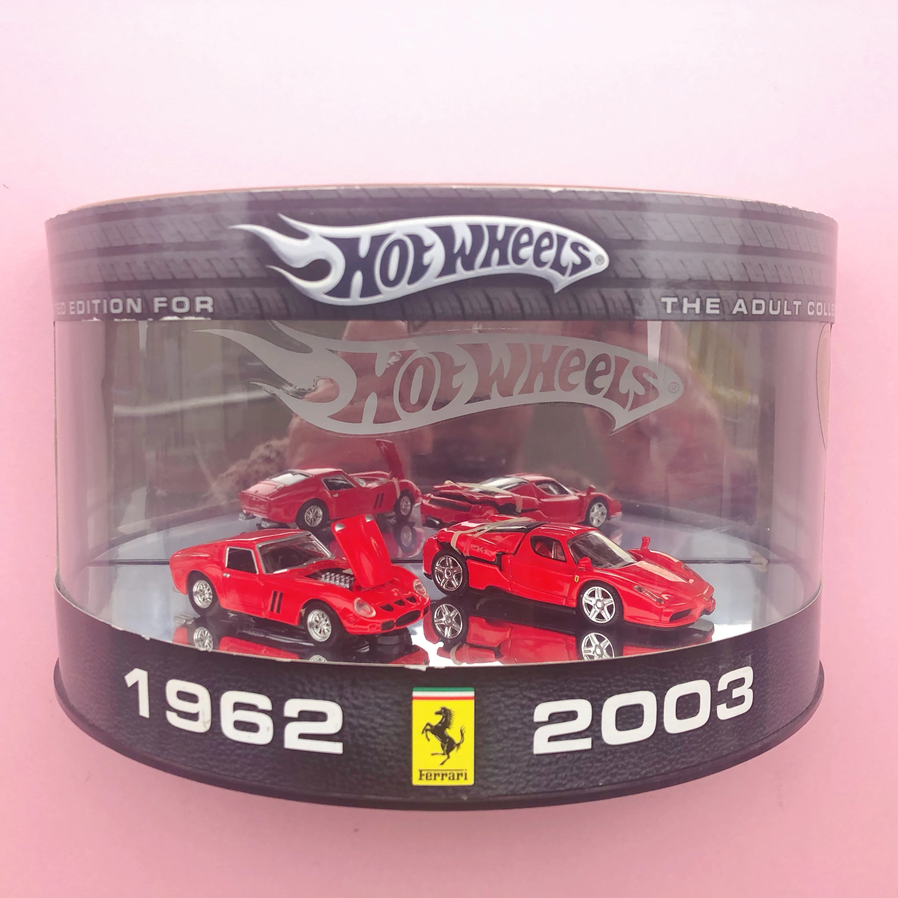 Hot Wheels 100% 1:64 Ferrari Enzo 250 Gto Alloy Open Cover Double Car Limited Edition Metal Static Car Model Toy Gift
Hot Wheels 100% 1:64 Ferrari Enzo 250 Gto Alloy Open Cover Double Car Limited Edition Metal Static Car Model Toy Gift