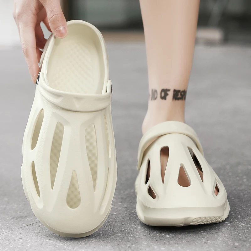Clogs Men Sandals Men Shoe Summer Fang Man Hoof Thongs Stamp Garden Beach Black Big Size Slippers for Men's Shoes Zapatos Hombre
Clogs Men Sandals Men Shoe Summer Fang Man Hoof Thongs Stamp Garden Beach Black Big Size Slippers for Men's Shoes Zapatos Hombre
