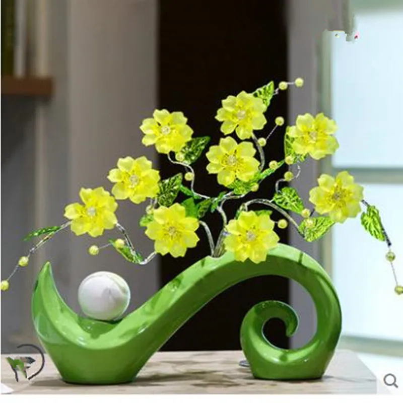 Beautiful ceramic vases, European fashion flower utensils, home office store table decorations, wedding decoration gifts
Beautiful ceramic vases, European fashion flower utensils, home office store table decorations, wedding decoration gifts