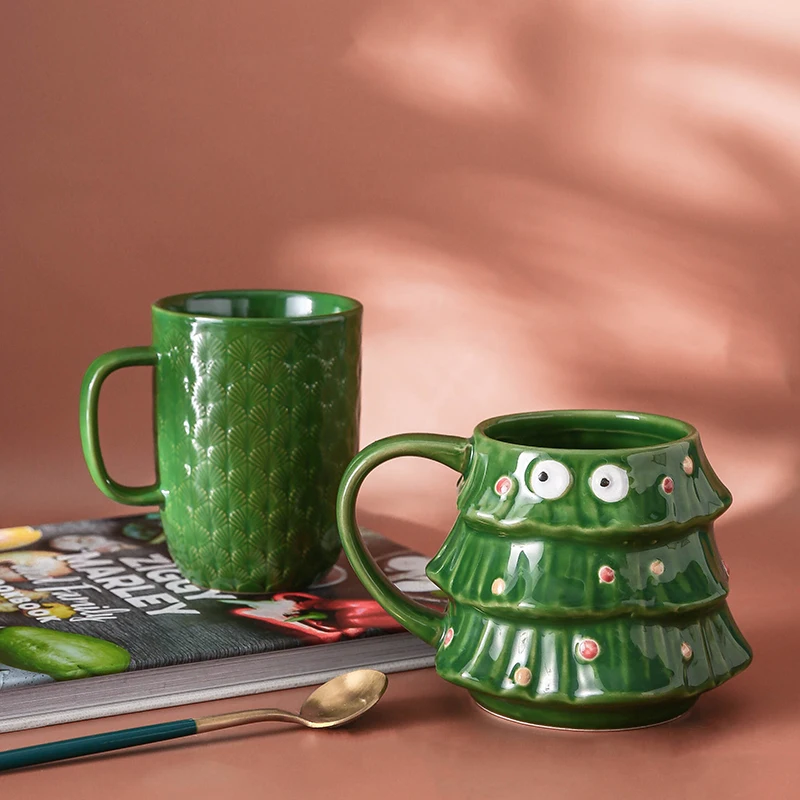 New Creativity Christmas Tree Mug Cute Milk Coffee Ceramics Cup Personality Home Decoration Gift for Friend and Family
New Creativity Christmas Tree Mug Cute Milk Coffee Ceramics Cup Personality Home Decoration Gift for Friend and Family