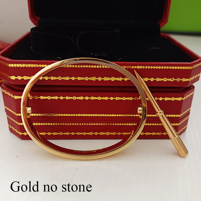 Модный браслет для влюбленных, Женские аксессуары, ювелирные изделия из титановой стали для мужчин, парный золотистый роскошный свадебный ...
Модный браслет для влюбленных, Женские аксессуары, ювелирные изделия из титановой стали для мужчин, парный золотистый роскошный свадебный ...