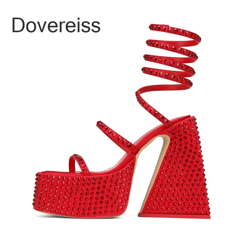 Dovereiss Femmes Platform Red Sandals Block Heels Fashion Summer Women's Shoes Elegant Waterproof Chunky Heels 40 41 42 43
Dovereiss Femmes Platform Red Sandals Block Heels Fashion Summer Women's Shoes Elegant Waterproof Chunky Heels 40 41 42 43