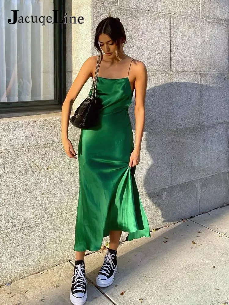 JacuqeLine 2022 Backless Y2K Green Midi Satin Sexy Dress Woman Summer Sleeveless Elegant Club Bodycon Dresses For Women Party
JacuqeLine 2022 Backless Y2K Green Midi Satin Sexy Dress Woman Summer Sleeveless Elegant Club Bodycon Dresses For Women Party