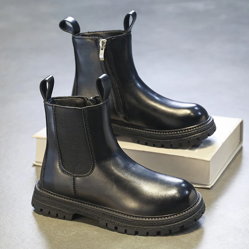 Черные ботинки челси для мальчиков и девочек, модная Роскошная детская кожаная обувь в британском стиле на низком каблуке, ботильоны для ма... 
Черные ботинки челси для мальчиков и девочек, модная Роскошная детская кожаная обувь в британском стиле на низком каблуке, ботильоны для ма...