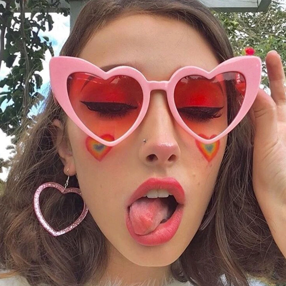2023 Heart Sunglasses Women Outdoor Accessories UV400 Protection Female Retro Love Heart Shaped Glasses Ladies For Travel Hiking
2023 Heart Sunglasses Women Outdoor Accessories UV400 Protection Female Retro Love Heart Shaped Glasses Ladies For Travel Hiking