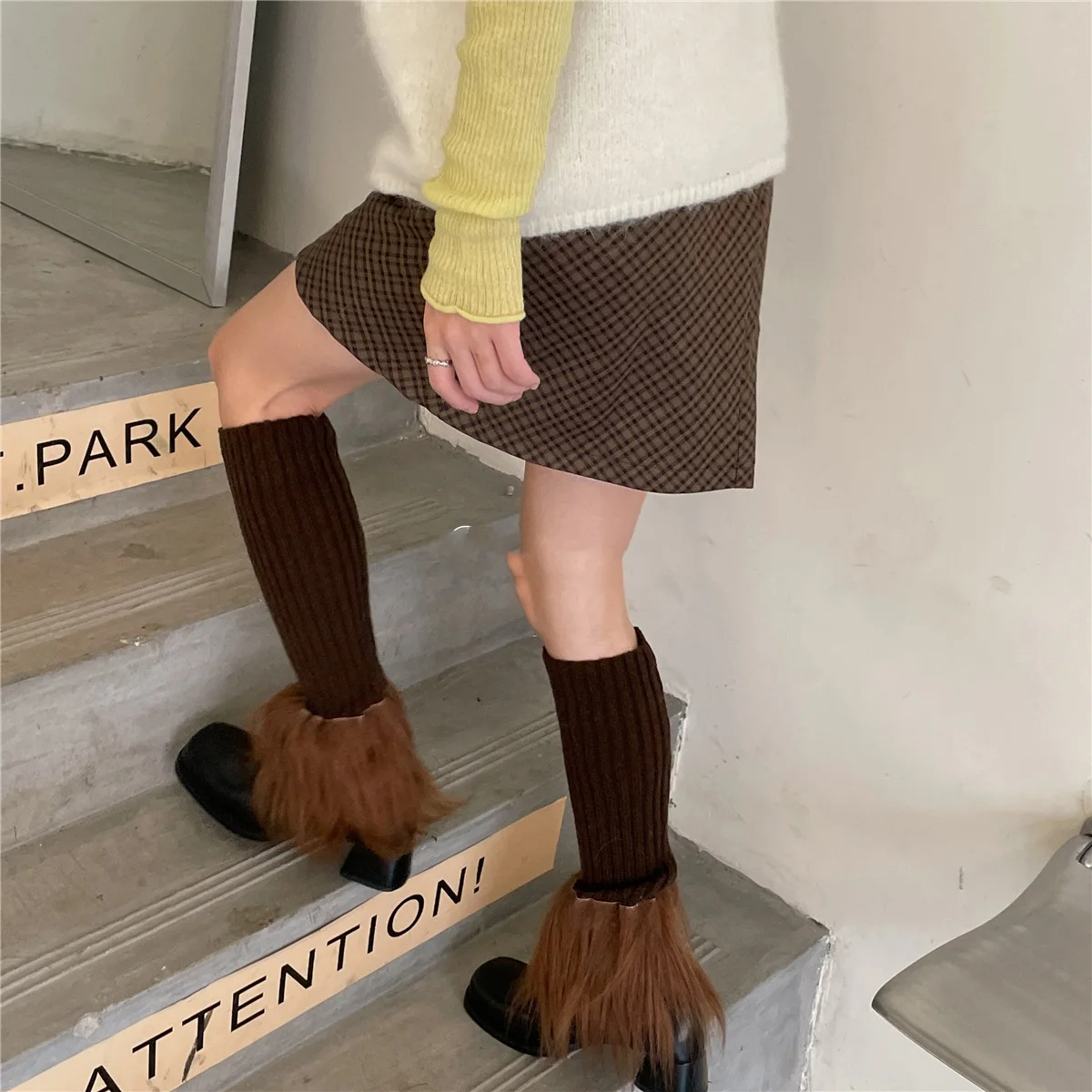 

Knitted Woolen Socks Cuffs Fashion Women Plush Knee Sleeve Winter Soild Stitching Hot Chick Leg Warmers Sweet Harajuku Leg Cover