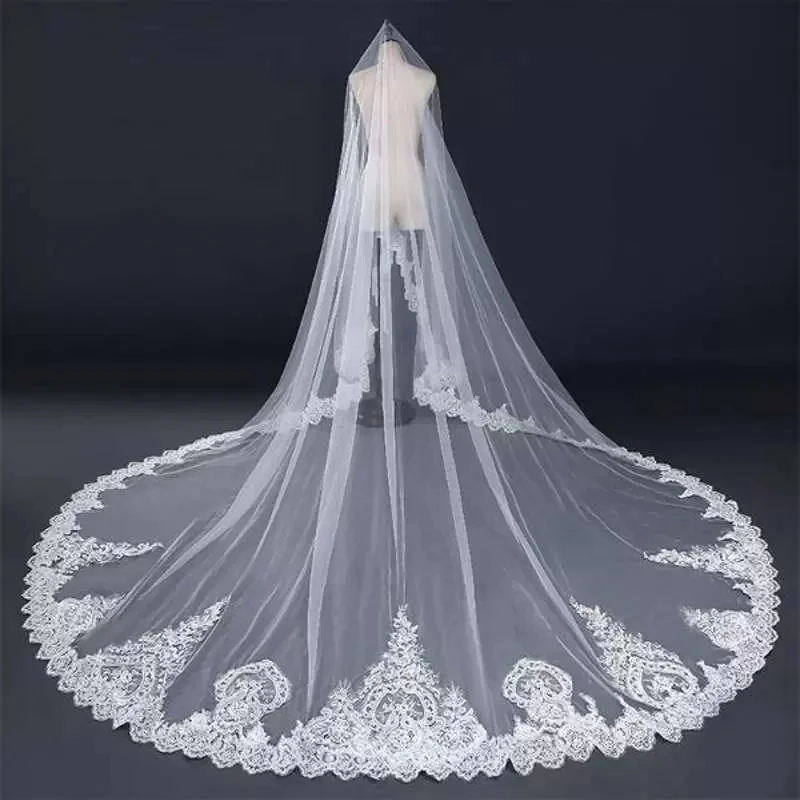 Wedding Veil Lace Edge Long Luxurious Bridal Veil Applique Sequins White/Ivory Veil With Comb Cathedral One-Layer 5Meters
Wedding Veil Lace Edge Long Luxurious Bridal Veil Applique Sequins White/Ivory Veil With Comb Cathedral One-Layer 5Meters