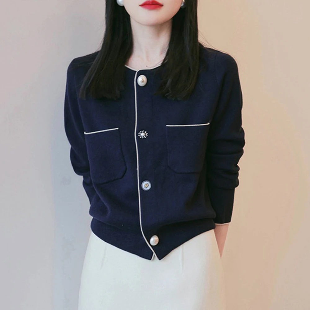Women Retro Elegant Cardigan Knits Sweater Fashion Casual Long Sleeve Single-breasted Solid Pocket Patchwork Round Neck Slim Top
Women Retro Elegant Cardigan Knits Sweater Fashion Casual Long Sleeve Single-breasted Solid Pocket Patchwork Round Neck Slim Top