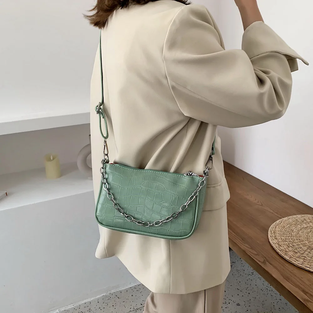 Simple Shoulder Messenger Bag Stone Pattern Thick Chain Women Small Shoulder Bags PU Leather Lady Tote Handbag
Simple Shoulder Messenger Bag Stone Pattern Thick Chain Women Small Shoulder Bags PU Leather Lady Tote Handbag