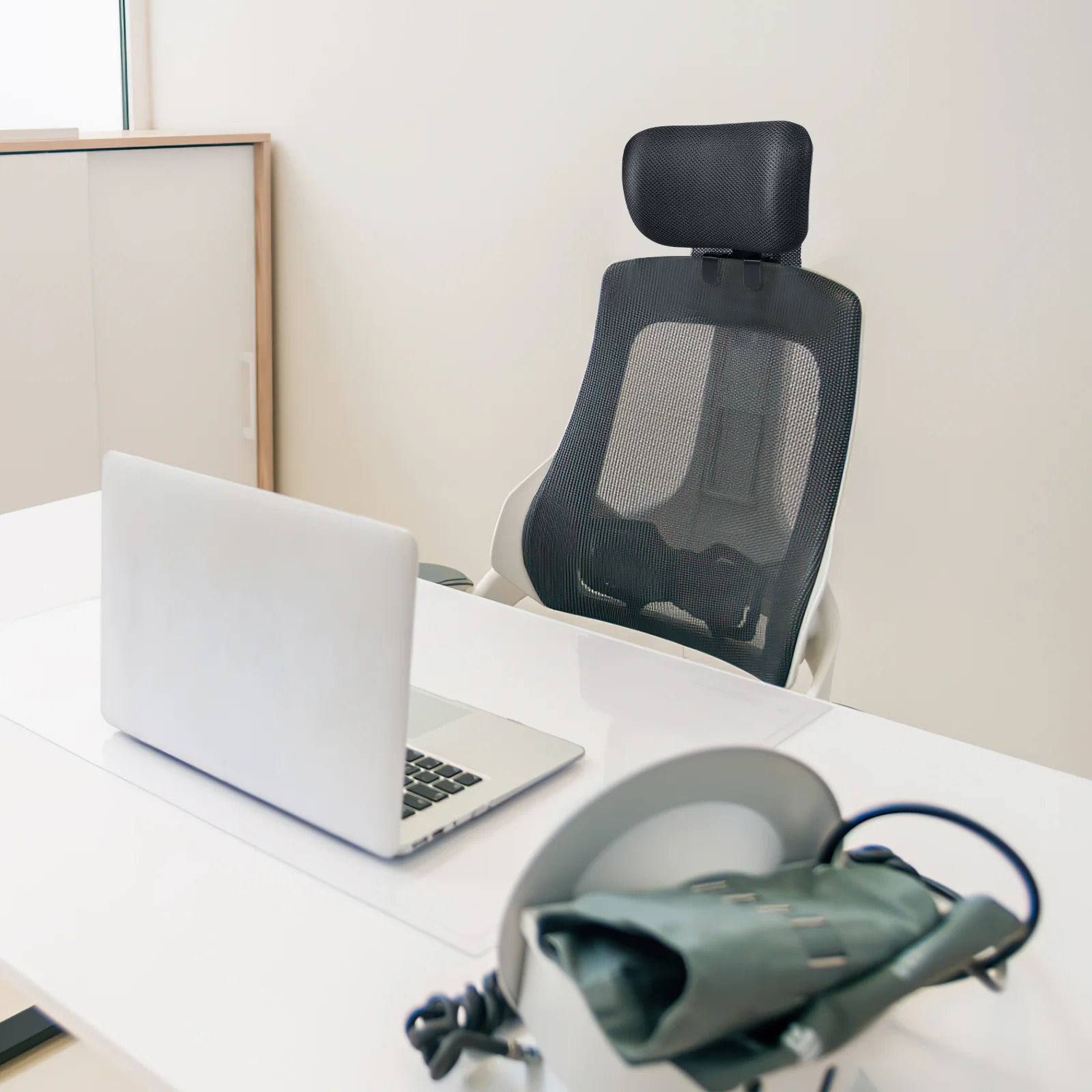Swivel Chair Computer Head Cushion Office Supply Pillow Work Neck Protection Headrest
Swivel Chair Computer Head Cushion Office Supply Pillow Work Neck Protection Headrest